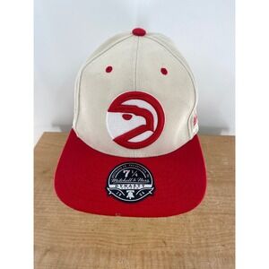 Mitchell Ness Atlanta Hawks Dynasty Collection Fitted Hat 7 1/4 Cream Red